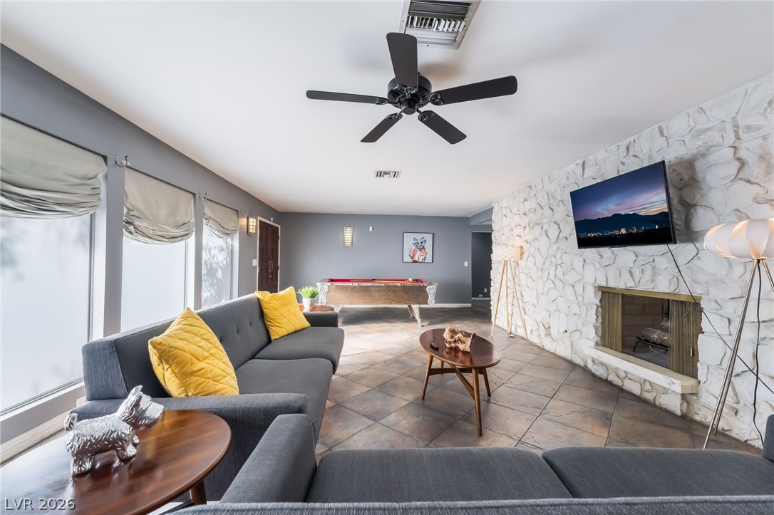909 Cashman Drive Las Vegas NV 89107