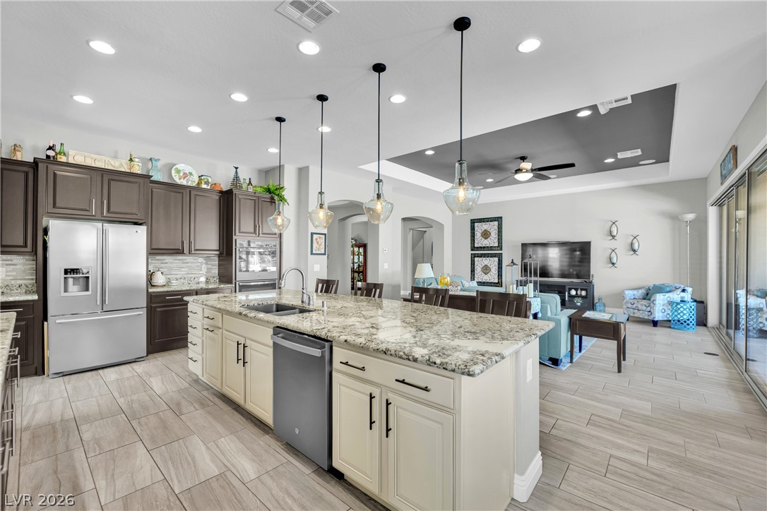 9802 Yellow Shadow Avenue Las Vegas NV 89149