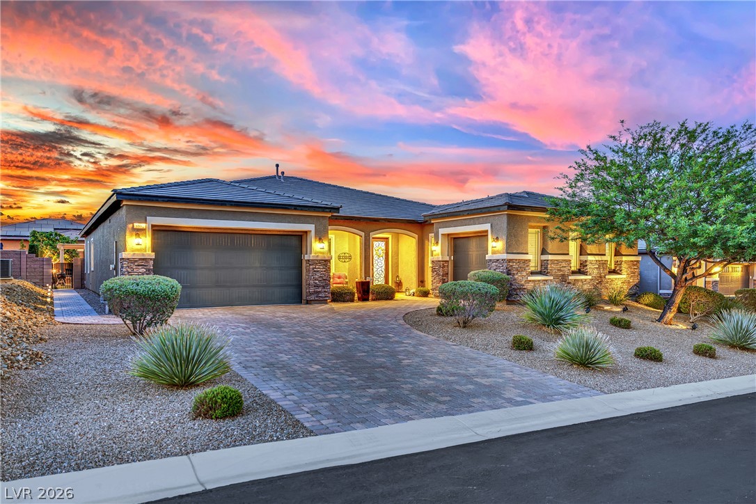 9802 Yellow Shadow Avenue Las Vegas NV 89149