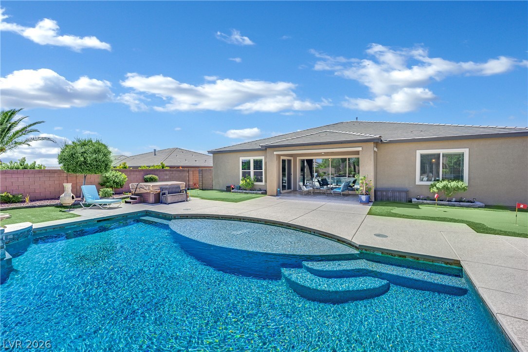 9802 Yellow Shadow Avenue Las Vegas NV 89149