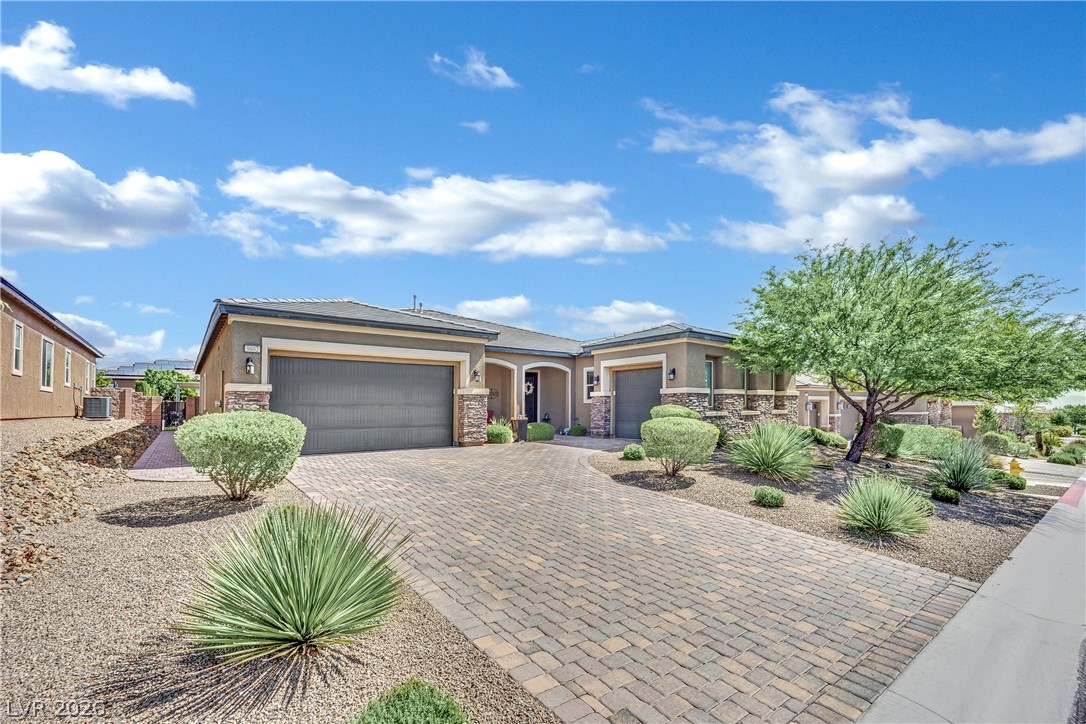 9802 Yellow Shadow Avenue Las Vegas NV 89149