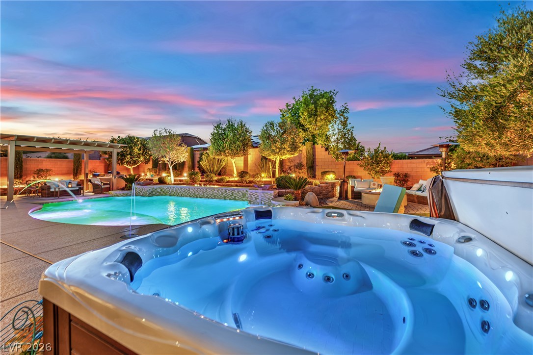 9802 Yellow Shadow Avenue Las Vegas NV 89149