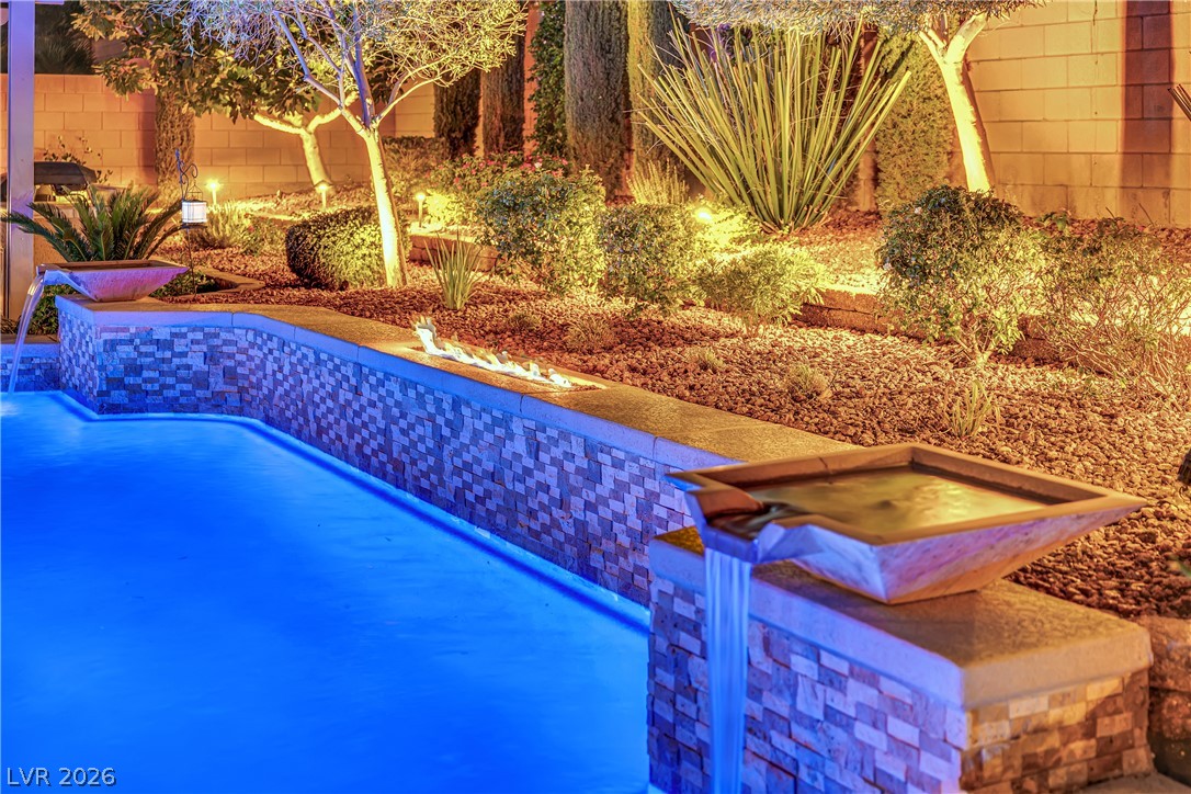 9802 Yellow Shadow Avenue Las Vegas NV 89149
