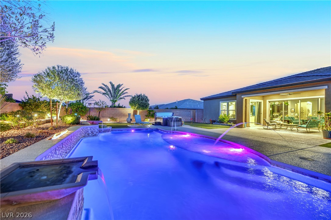 9802 Yellow Shadow Avenue Las Vegas NV 89149