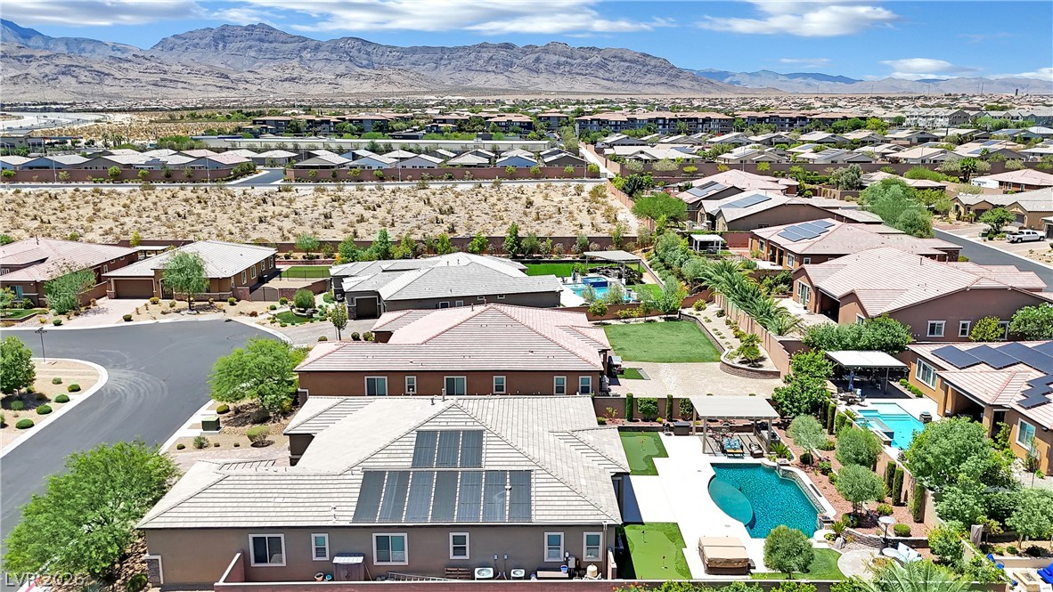 9802 Yellow Shadow Avenue Las Vegas NV 89149