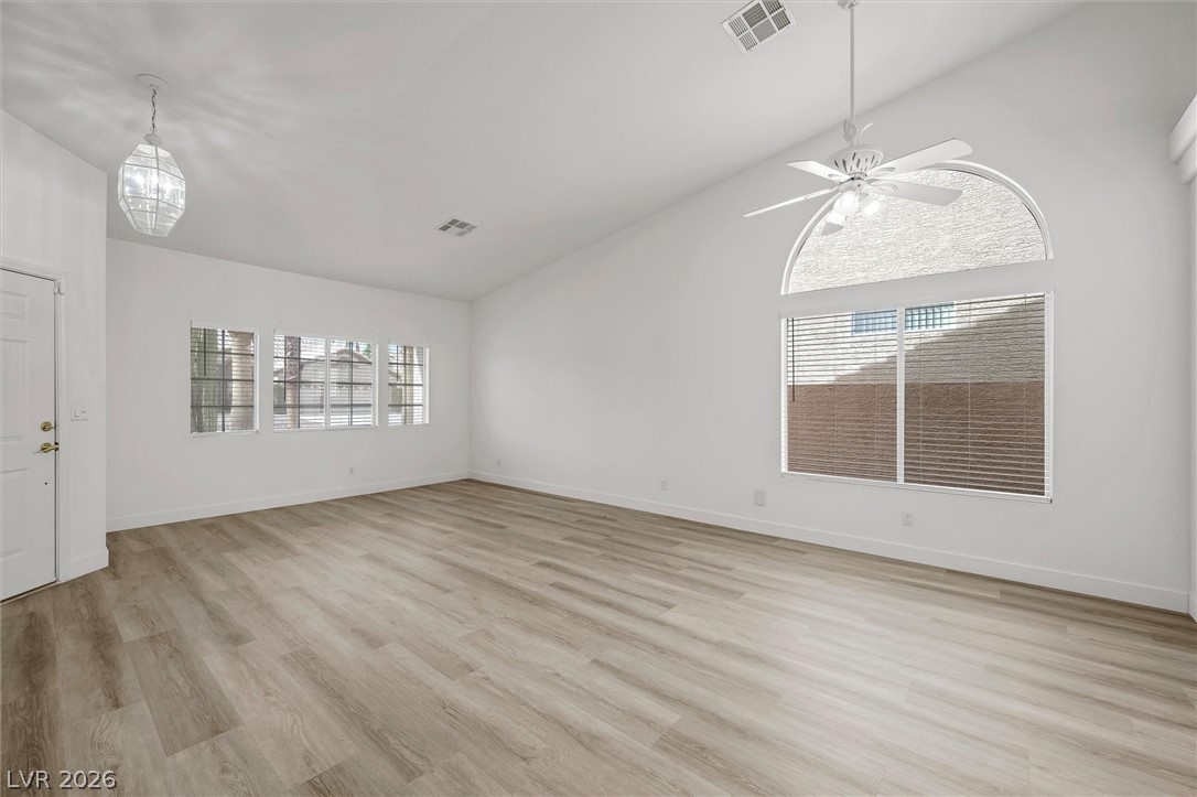 4354 Summers Shade Street Las Vegas NV 89147