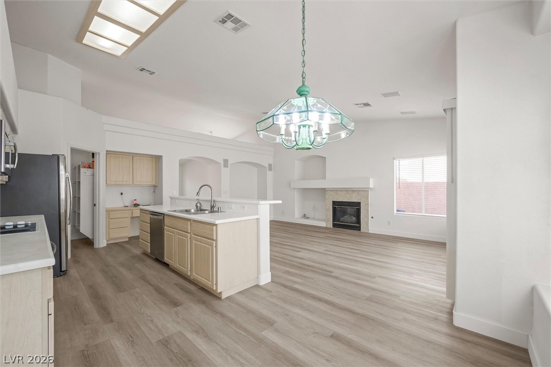 4354 Summers Shade Street Las Vegas NV 89147