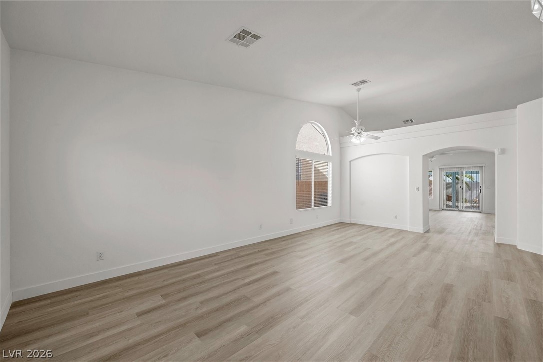 4354 Summers Shade Street Las Vegas NV 89147