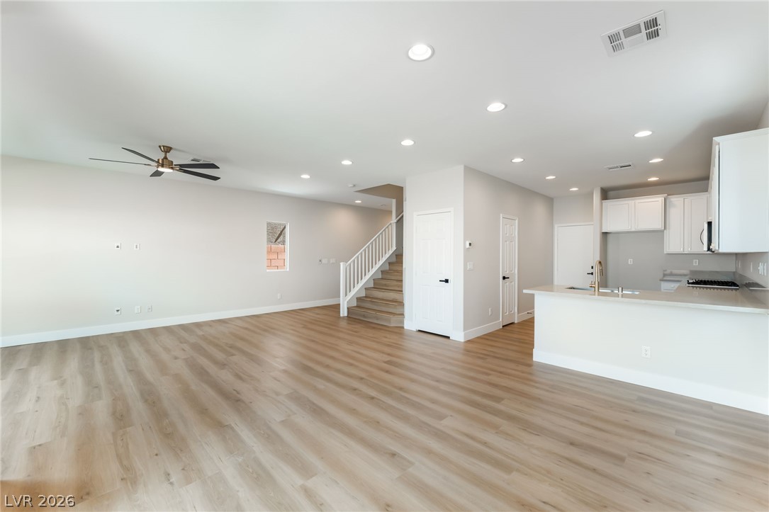 8252 Nebula Cloud Avenue Las Vegas NV 89131