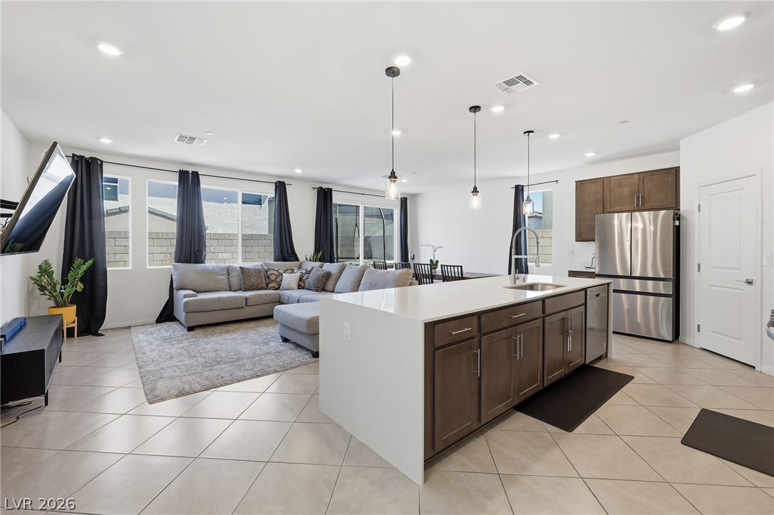 10170 Canyon Mantle Street Las Vegas NV 89166