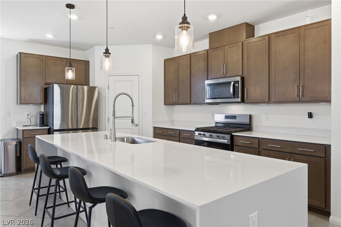 10170 Canyon Mantle Street Las Vegas NV 89166