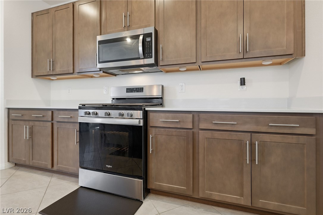 10170 Canyon Mantle Street Las Vegas NV 89166
