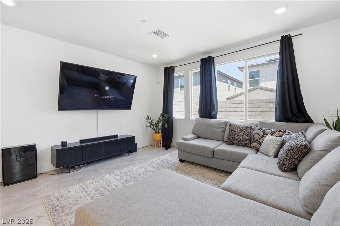 10170 Canyon Mantle Street Las Vegas NV 89166