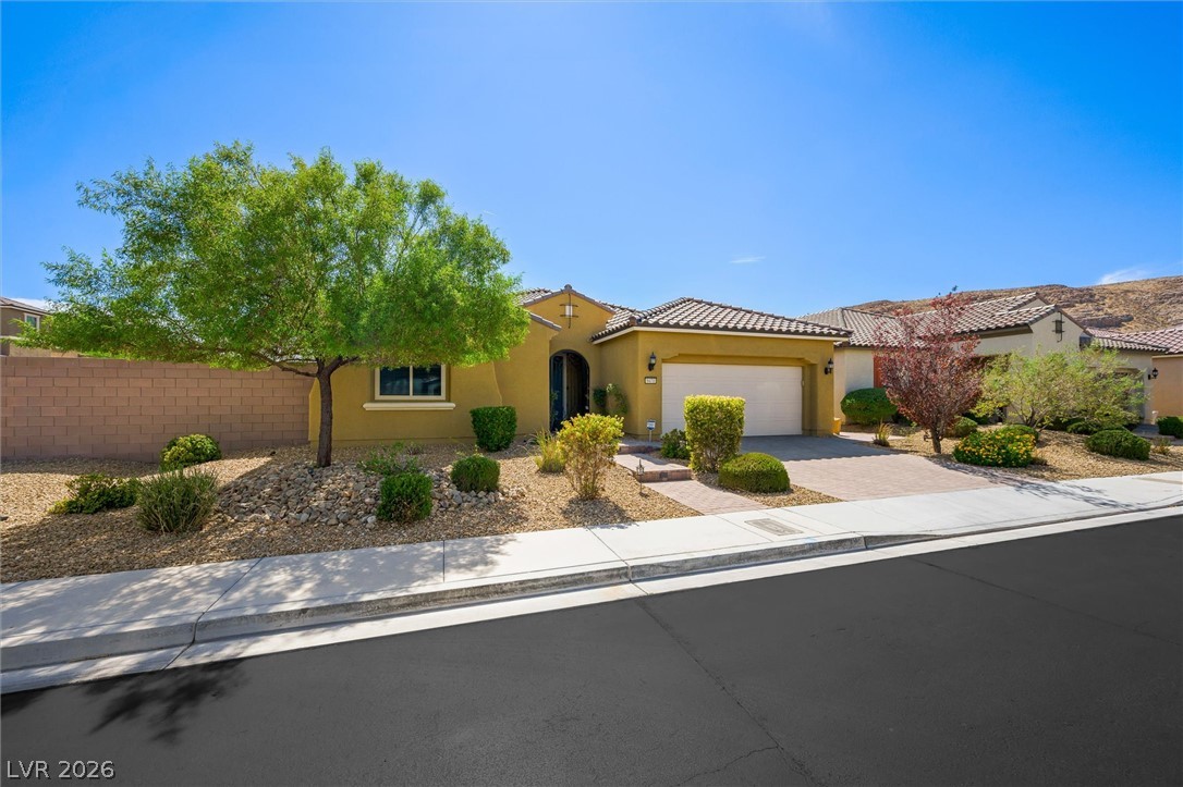 9471 Wild Valley Avenue Las Vegas NV 89148