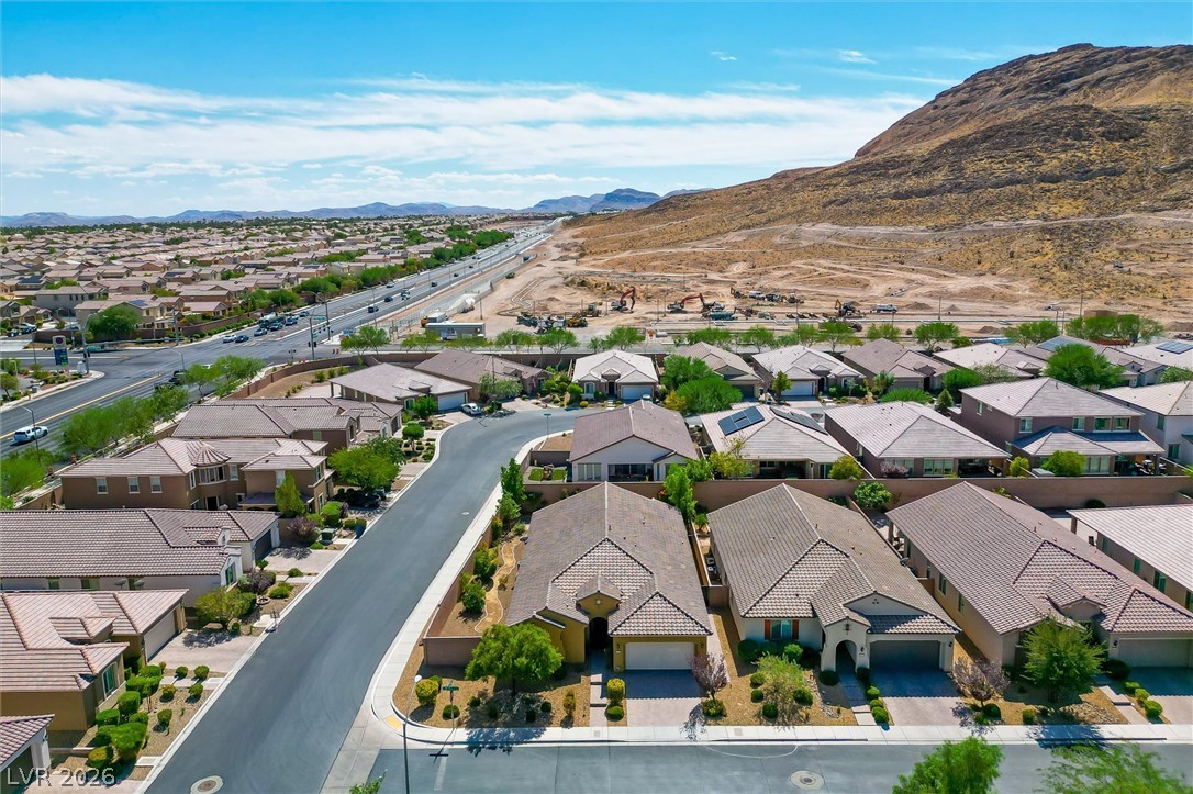 9471 Wild Valley Avenue Las Vegas NV 89148