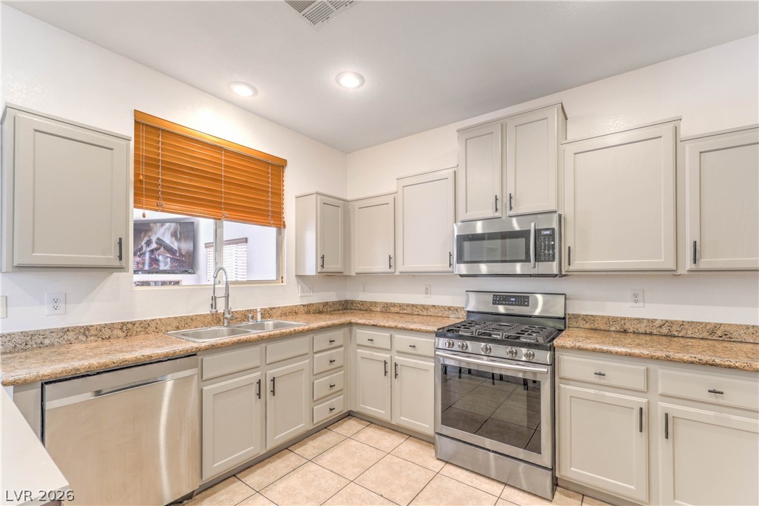 4563 Timaru Drive Las Vegas NV 89147