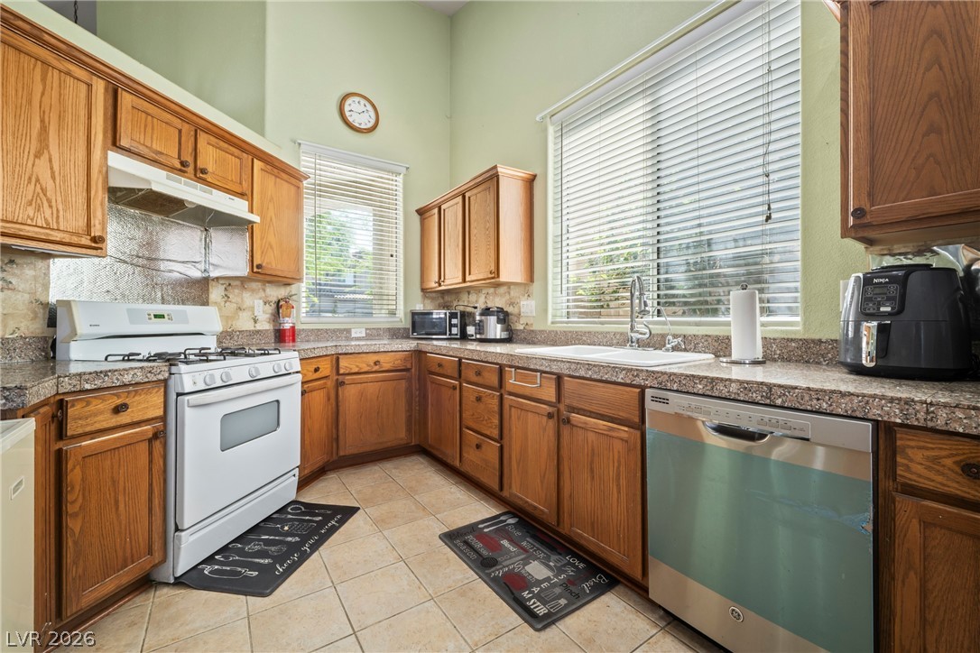 3560 Cupecoy Point Avenue Las Vegas NV 89141