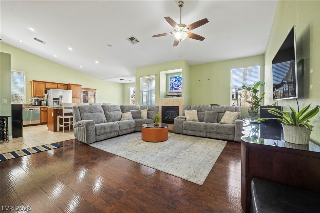 3560 Cupecoy Point Avenue Las Vegas NV 89141