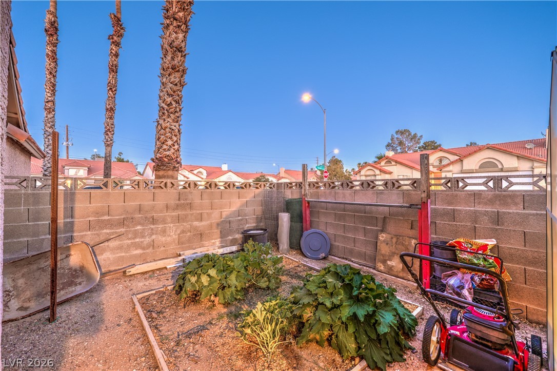 8023 Hackberry Drive Las Vegas NV 89123