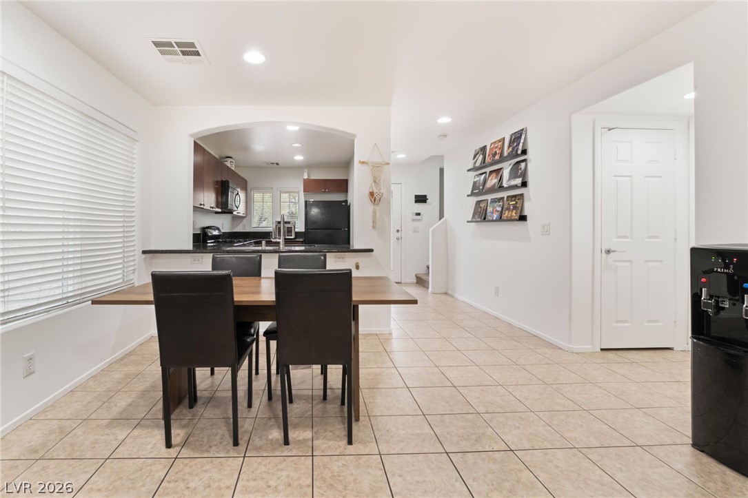 9132 Gabardine Avenue Las Vegas NV 89149