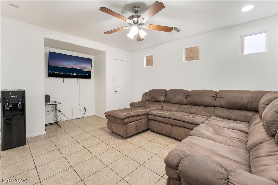 9132 Gabardine Avenue Las Vegas NV 89149