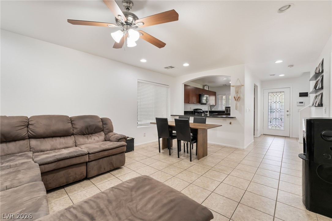 9132 Gabardine Avenue Las Vegas NV 89149