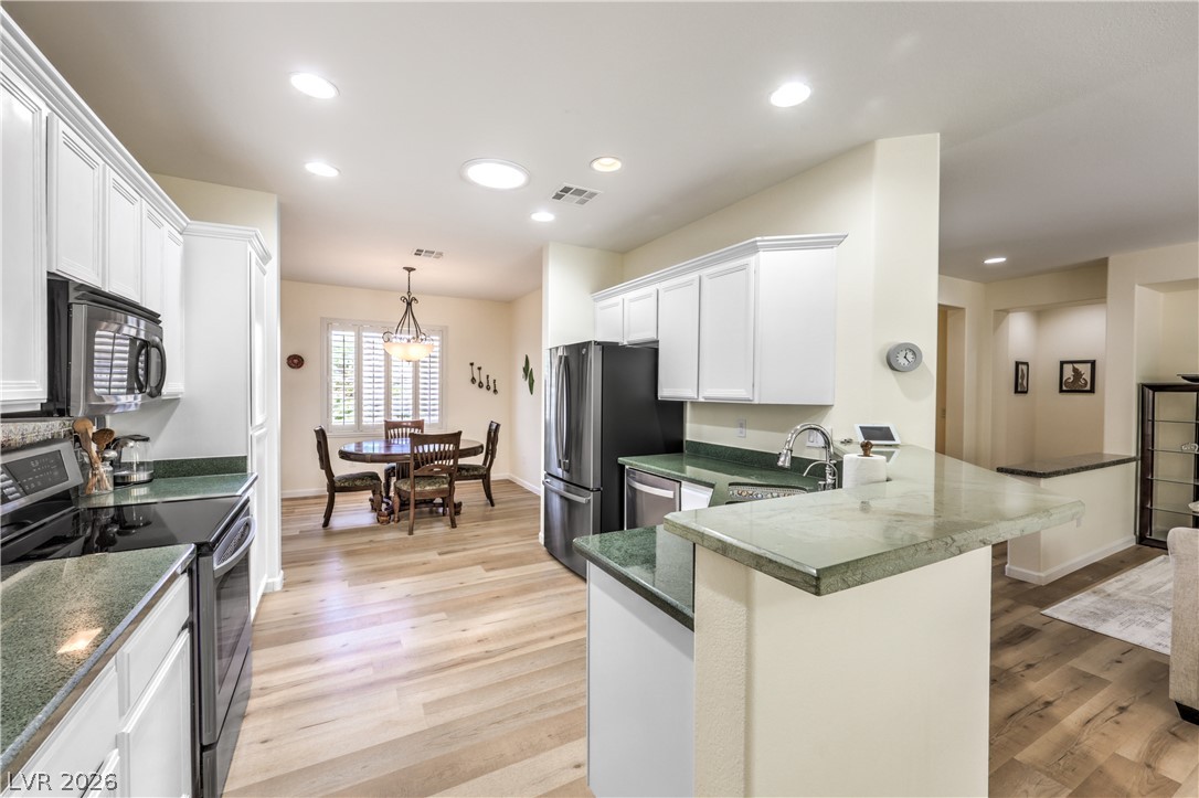 2565 Leighton Avenue Henderson NV 89052