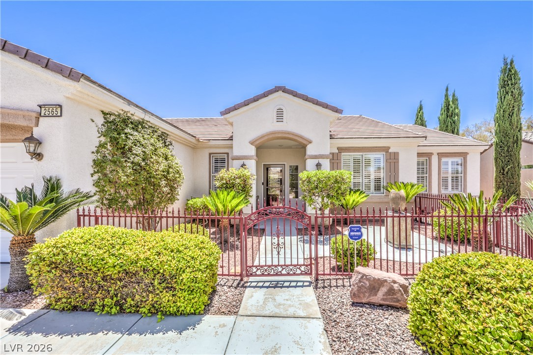 2565 Leighton Avenue Henderson NV 89052