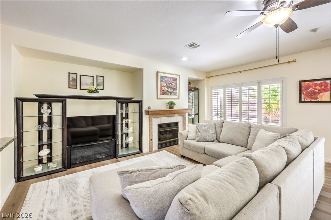 2565 Leighton Avenue Henderson NV 89052
