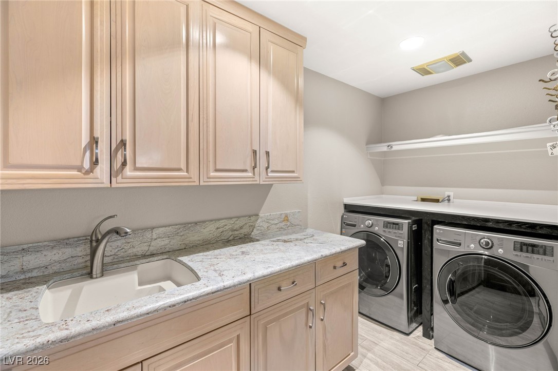 8001 Ryans Reef Lane Las Vegas NV 89128