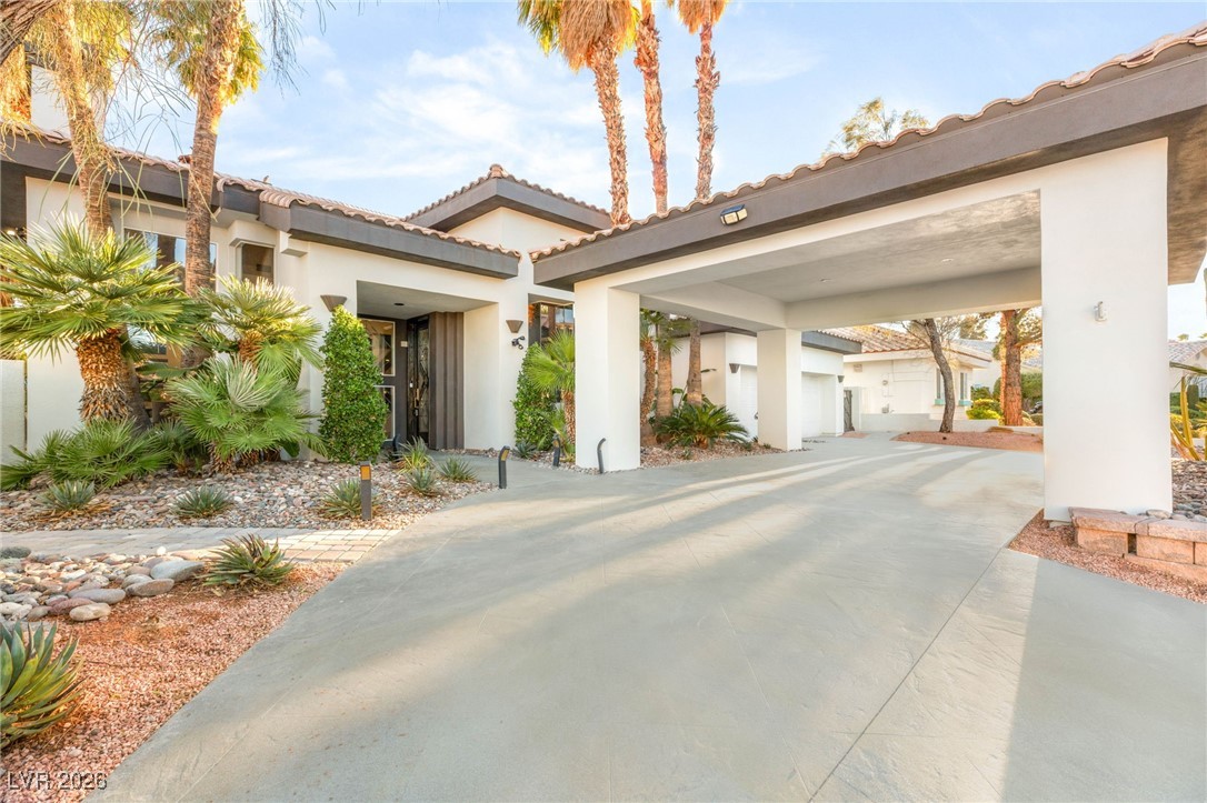 8001 Ryans Reef Lane Las Vegas NV 89128