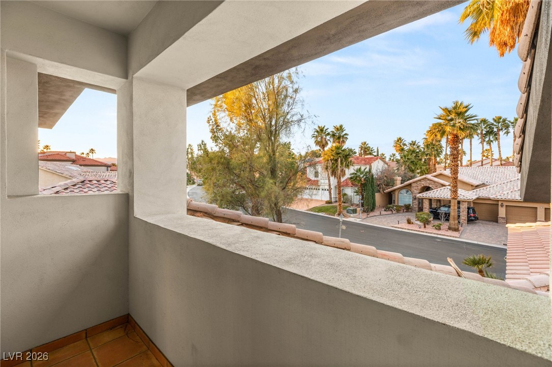 8001 Ryans Reef Lane Las Vegas NV 89128