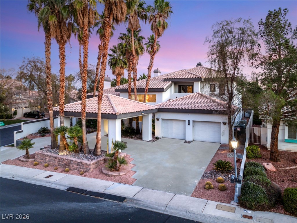 8001 Ryans Reef Lane Las Vegas NV 89128