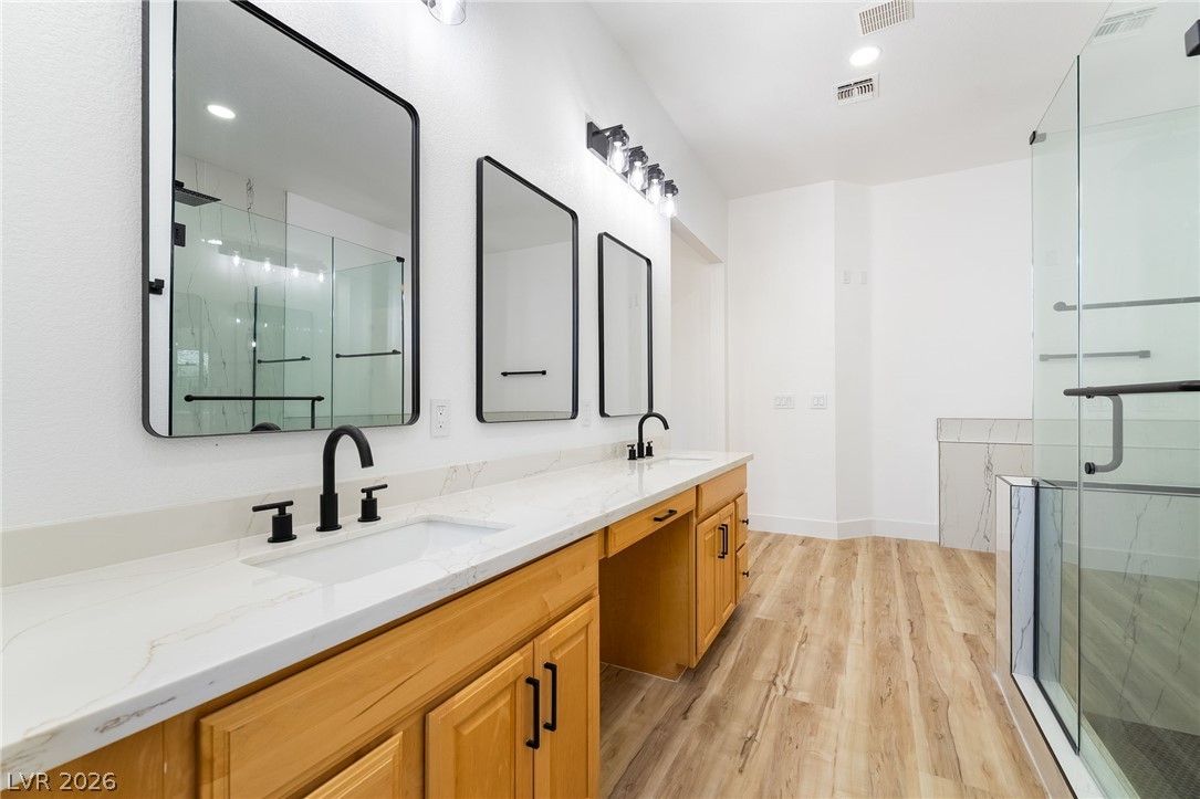 3869 Rawhide Street Las Vegas NV 89120