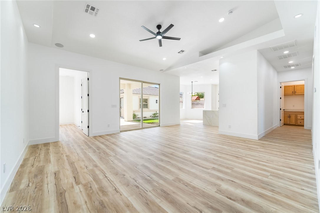 3869 Rawhide Street Las Vegas NV 89120