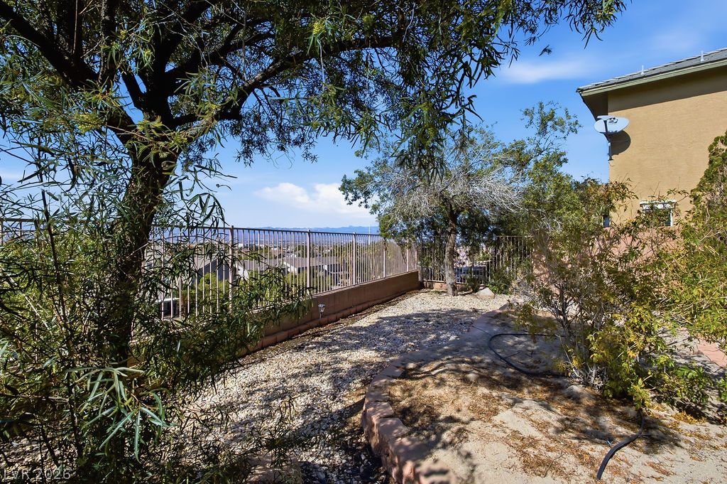 2443 Kaymin Ridge Road Henderson NV 89052