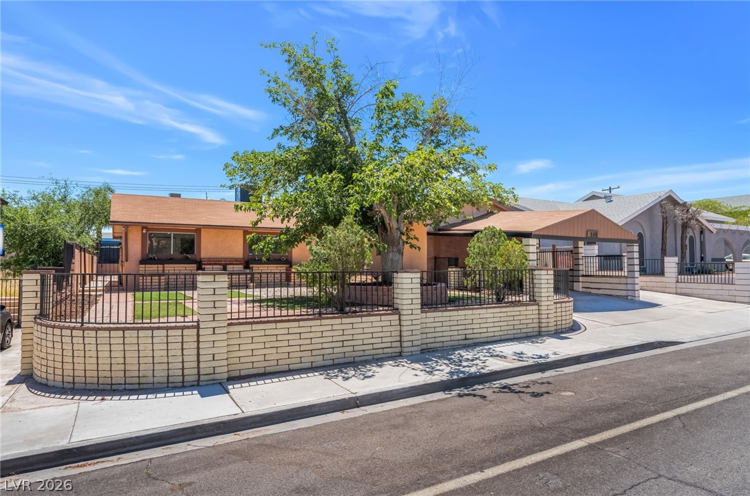 5517 Bromley Avenue Las Vegas NV 89107