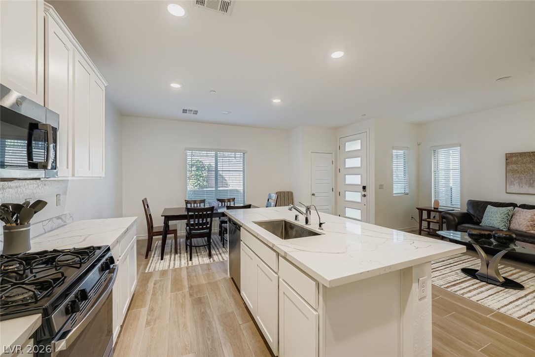 600 North Carriage Hill Drive 1184 Las Vegas NV 89138