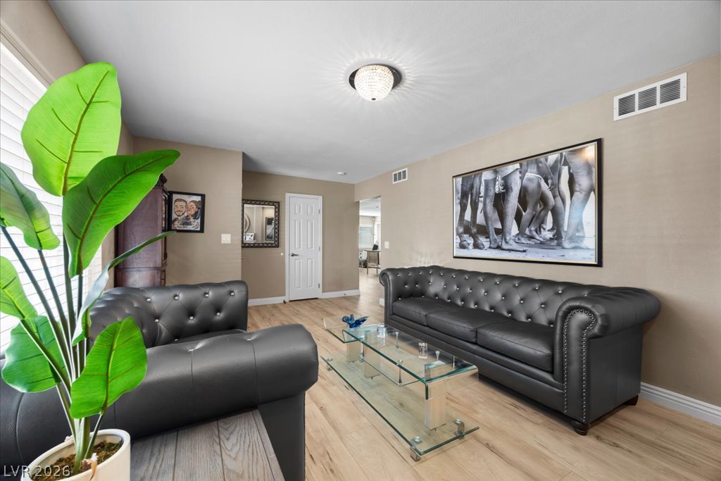 7205 Fenway Avenue Las Vegas NV 89147