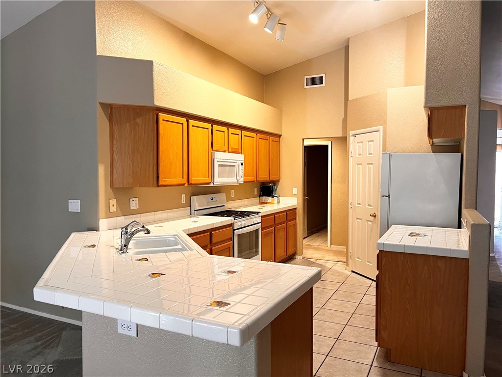 5201 Backwoodsman Avenue Las Vegas NV 89130