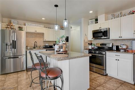 6317 Molino Street Las Vegas NV 89108