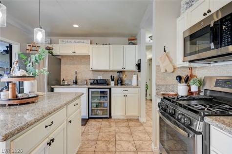 6317 Molino Street Las Vegas NV 89108