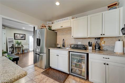 6317 Molino Street Las Vegas NV 89108