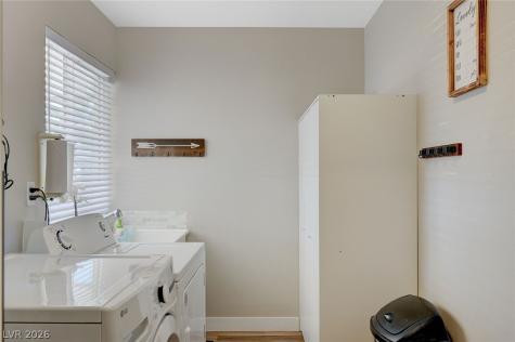 6317 Molino Street Las Vegas NV 89108