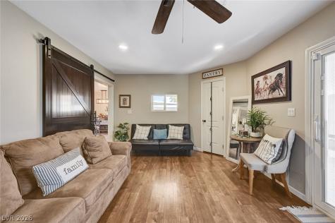 6317 Molino Street Las Vegas NV 89108