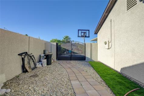 6317 Molino Street Las Vegas NV 89108