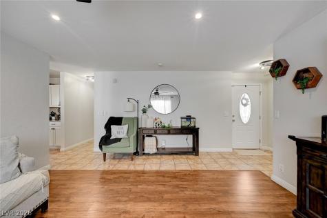 6317 Molino Street Las Vegas NV 89108