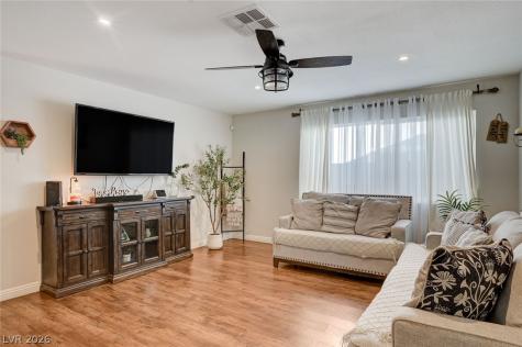 6317 Molino Street Las Vegas NV 89108
