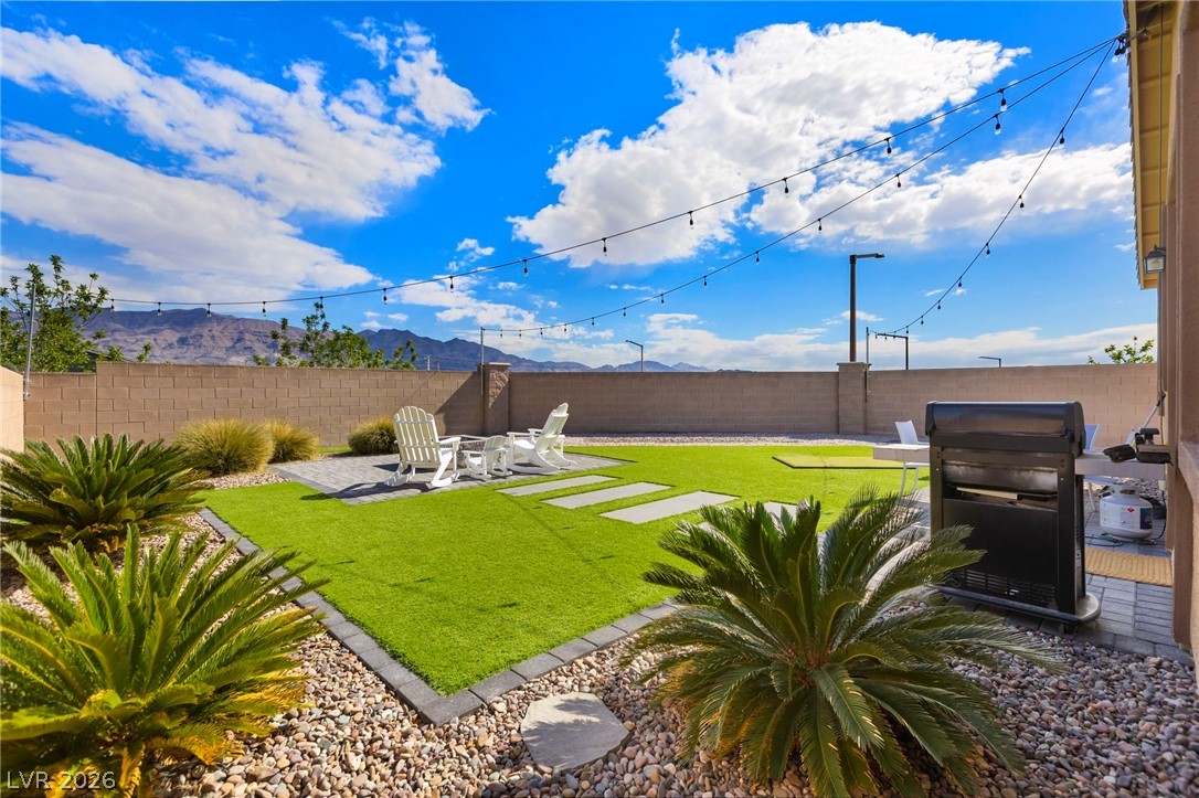 4304 Solitude Falls Avenue North Las Vegas NV 89084
