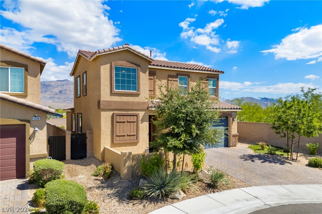 4304 Solitude Falls Avenue North Las Vegas NV 89084